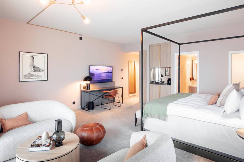 Clarion Hotel Sea U